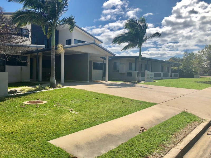 52 Poole Street, Bowen QLD 4805