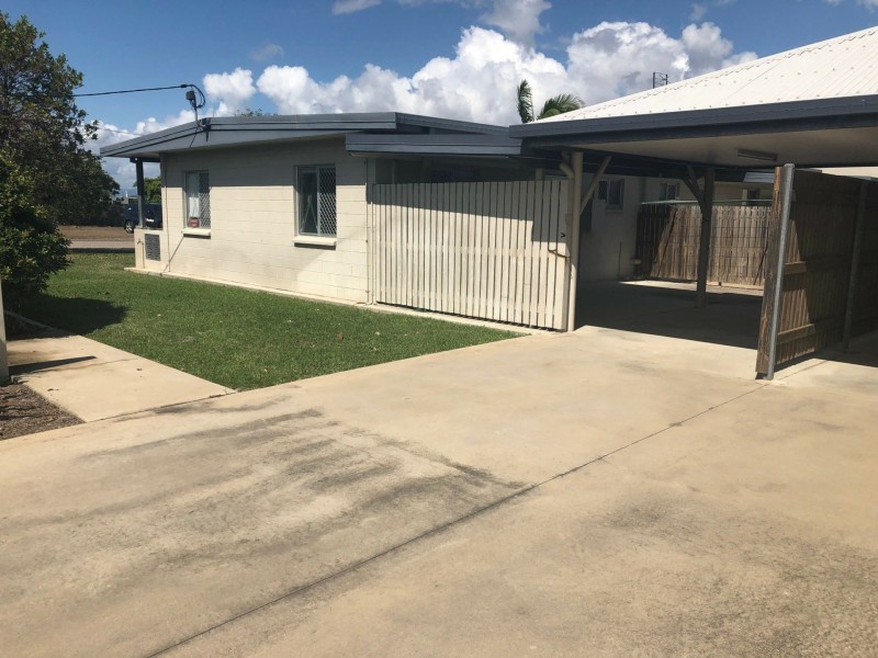 52 Poole Street, Bowen QLD 4805