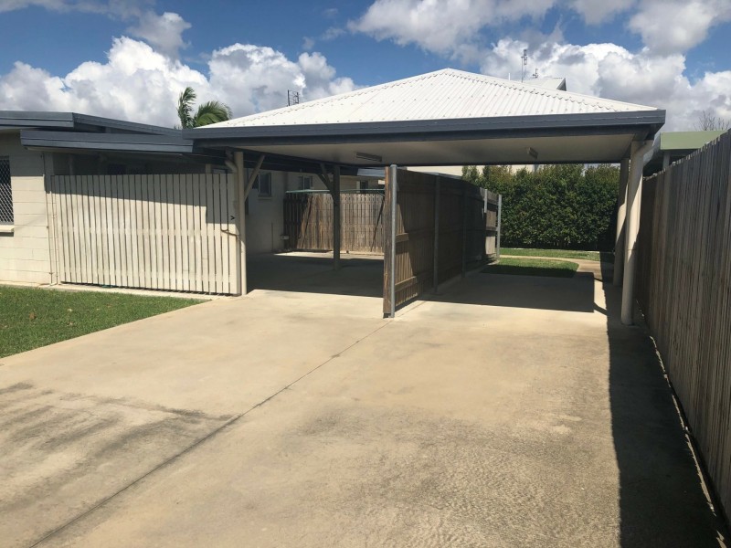 52 Poole Street, Bowen QLD 4805