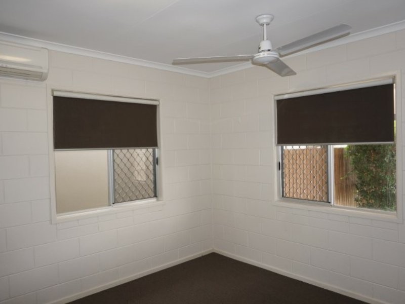 52 Poole Street, Bowen QLD 4805