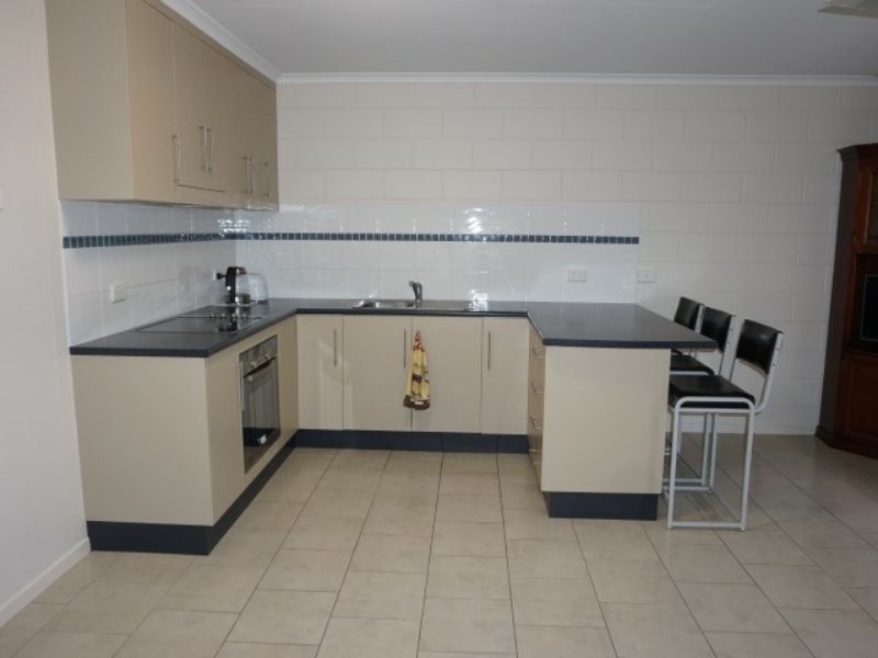 52 Poole Street, Bowen QLD 4805