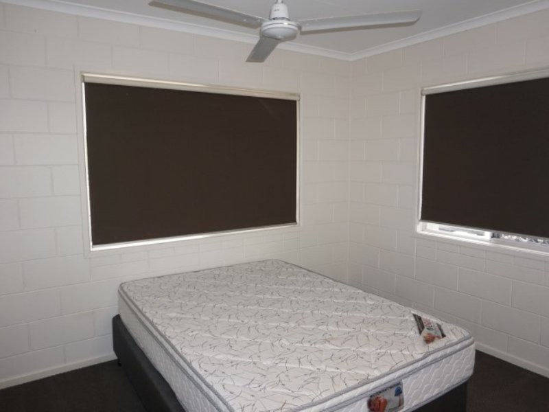 52 Poole Street, Bowen QLD 4805