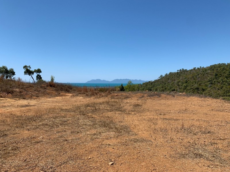 10 Harbour View Tce, Bowen QLD 4805