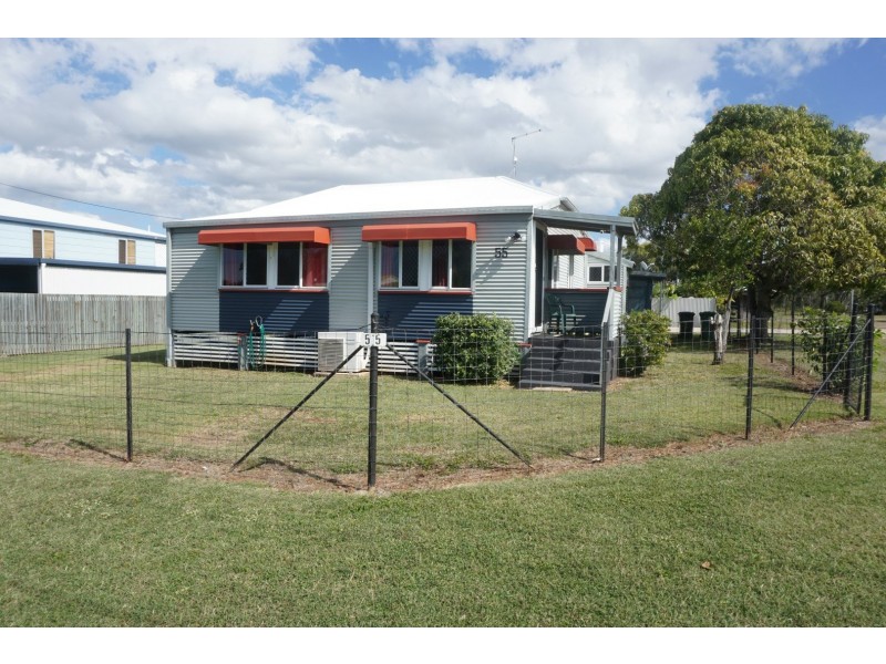 55 Whyte Avenue, Bowen QLD 4805