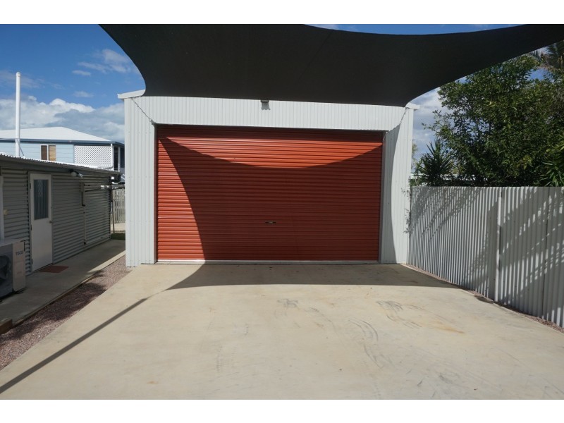 55 Whyte Avenue, Bowen QLD 4805