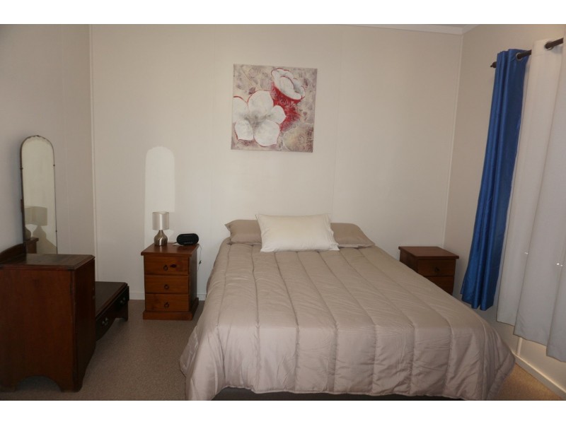 55 Whyte Avenue, Bowen QLD 4805