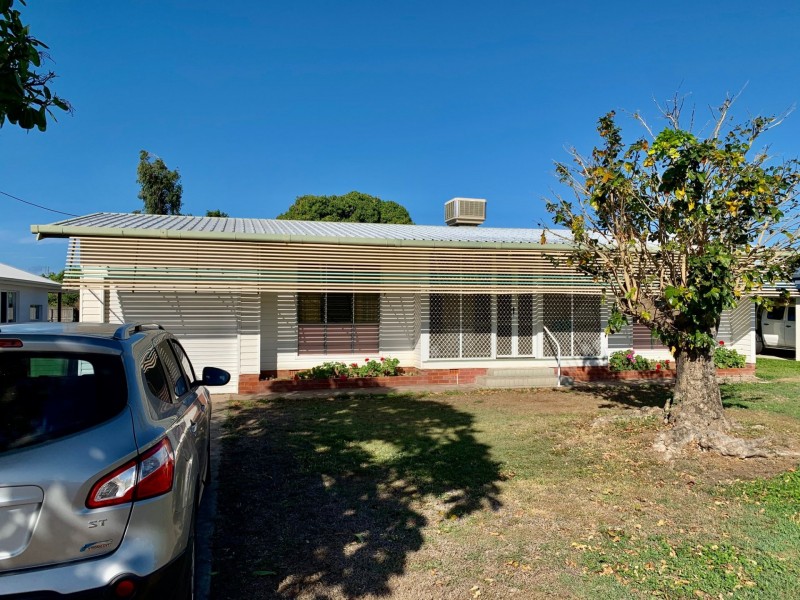 8 Marshall St, Bowen QLD 4805