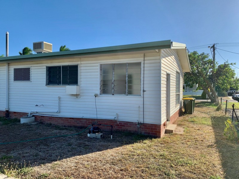 8 Marshall St, Bowen QLD 4805