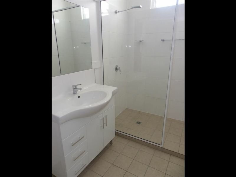 48 Powell St, Bowen QLD 4805