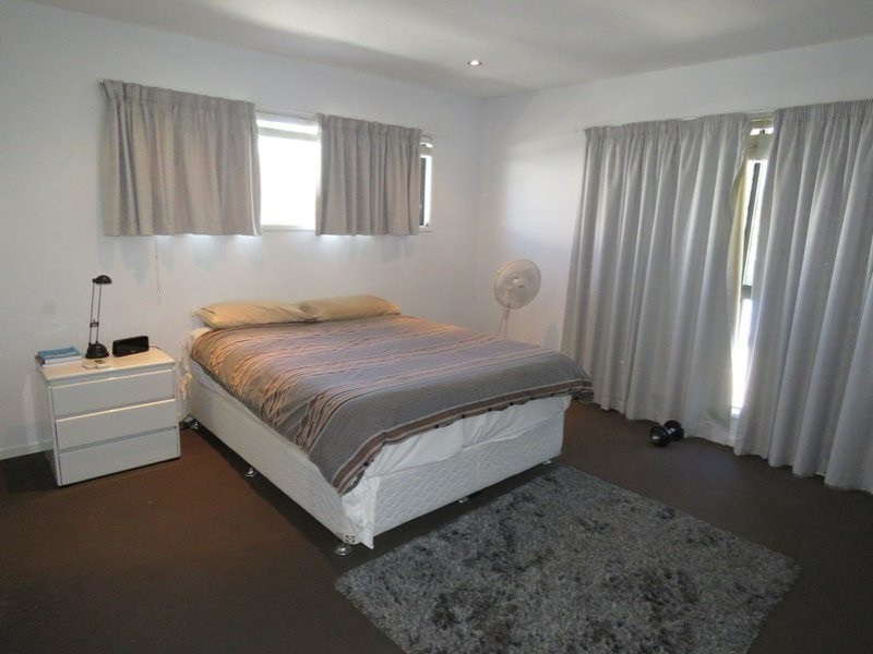 8 Fairway Drive, Bowen QLD 4805