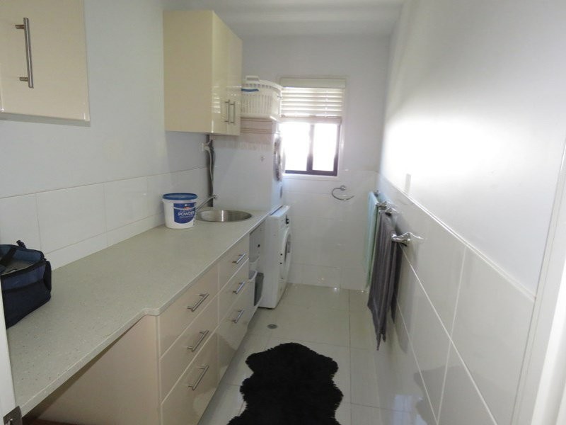 8 Fairway Drive, Bowen QLD 4805