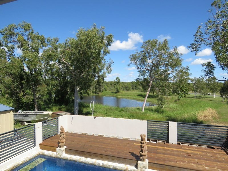 8 Fairway Drive, Bowen QLD 4805