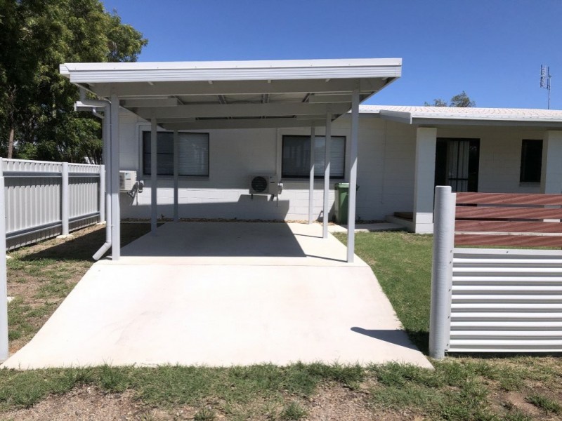 8 Dalrymple Street, Bowen QLD 4805