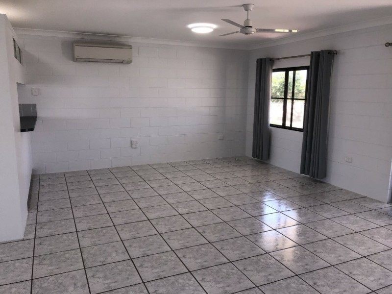 8 Dalrymple Street, Bowen QLD 4805