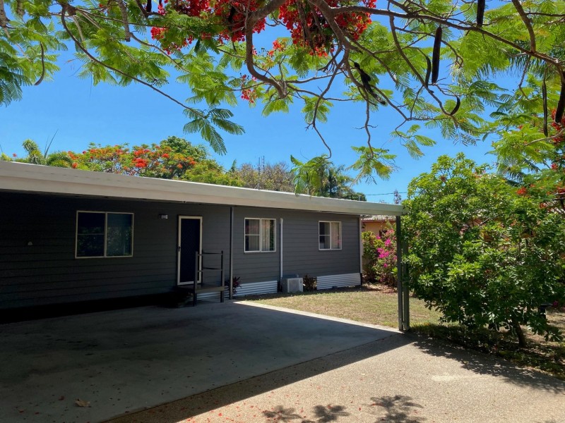 32 Murroona St, Bowen QLD 4805