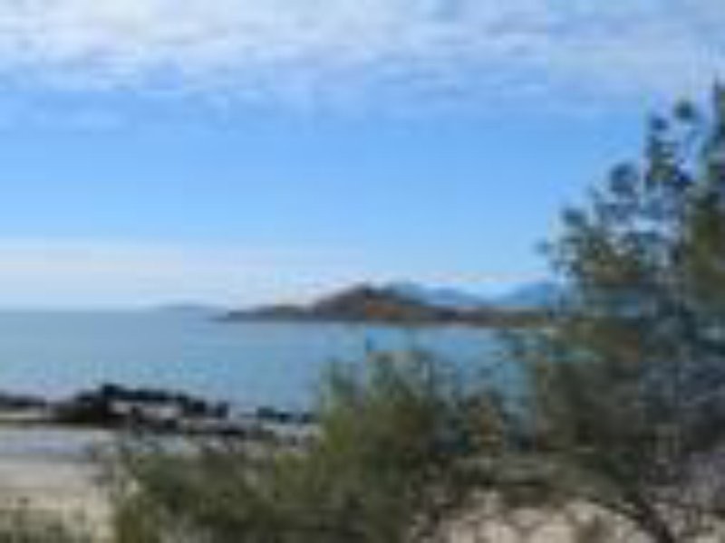 17 Elphinstone Street, Bowen QLD 4805