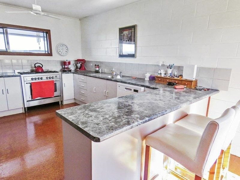 17 Elphinstone Street, Bowen QLD 4805