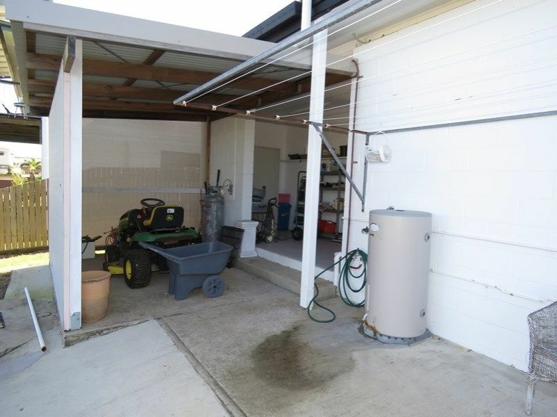 17 Elphinstone Street, Bowen QLD 4805