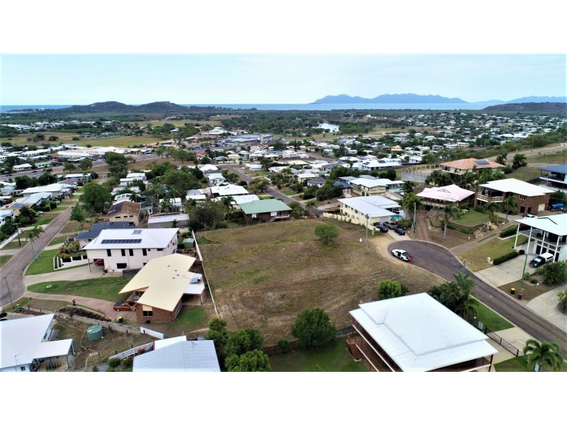 2 Pilcher Place, Bowen QLD 4805