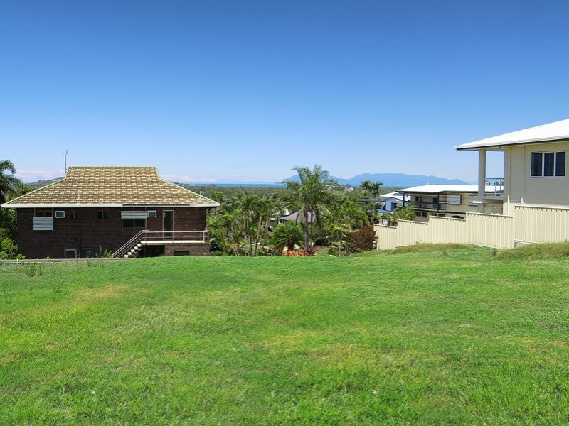 2 Pilcher Place, Bowen QLD 4805