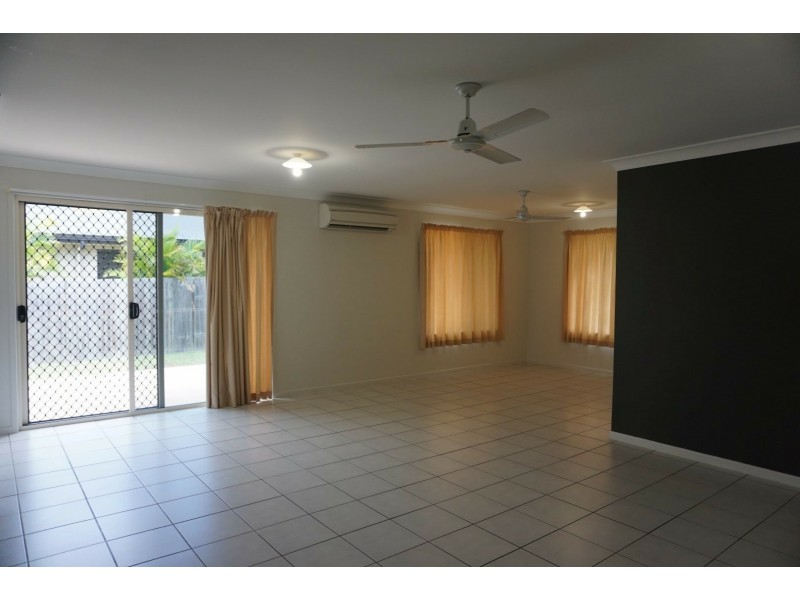 8 Lexington Court, Bowen QLD 4805