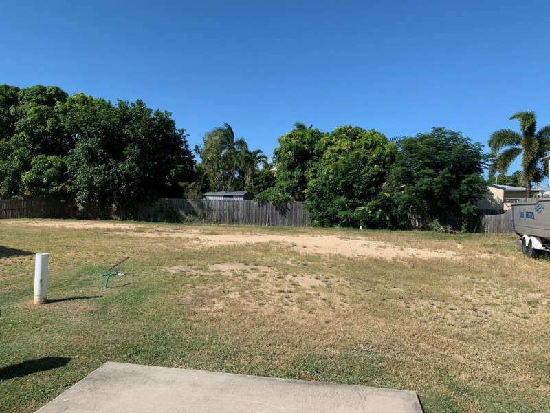 14 Pacific Drive, Bowen QLD 4805