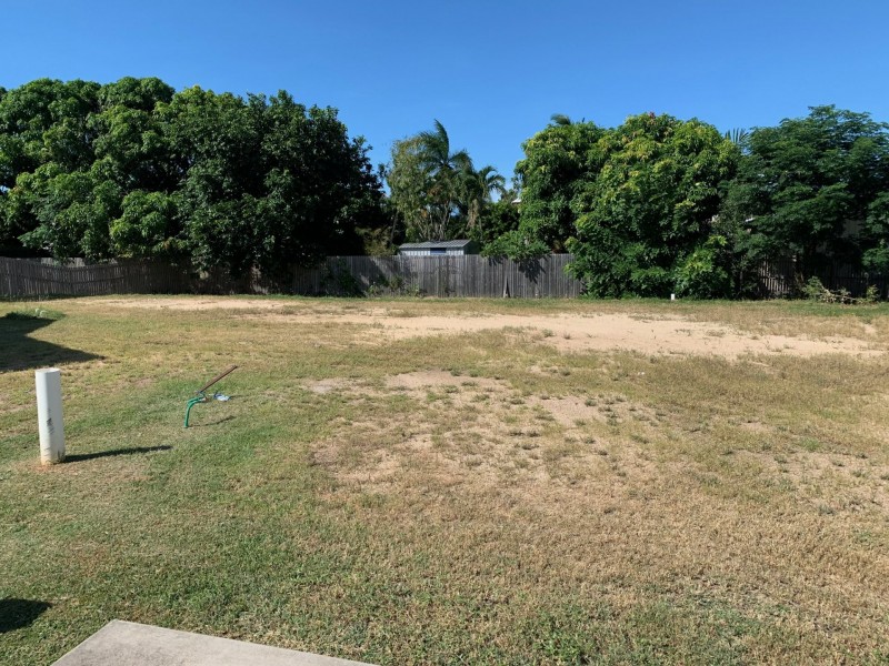 14 Pacific Drive, Bowen QLD 4805