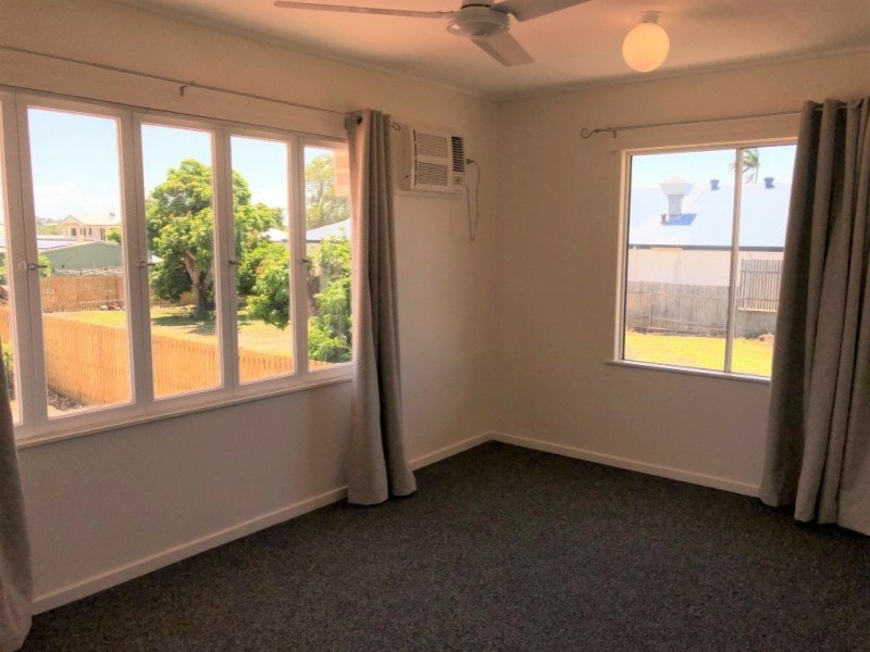 28 Livingstone Street, Bowen QLD 4805