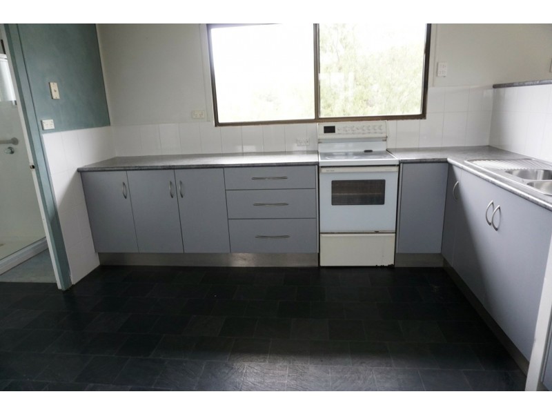 45 Elphinstone Street, Bowen QLD 4805