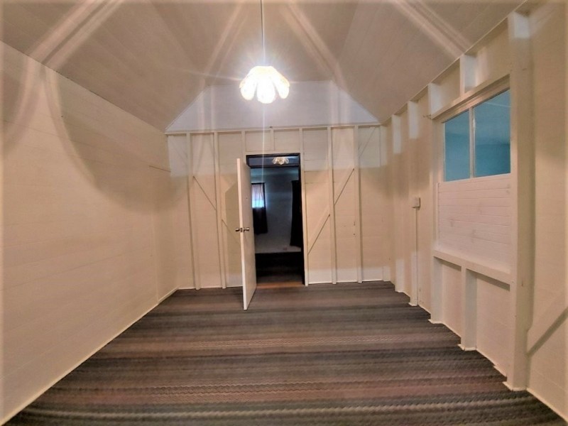 16 George Street, Bowen QLD 4805