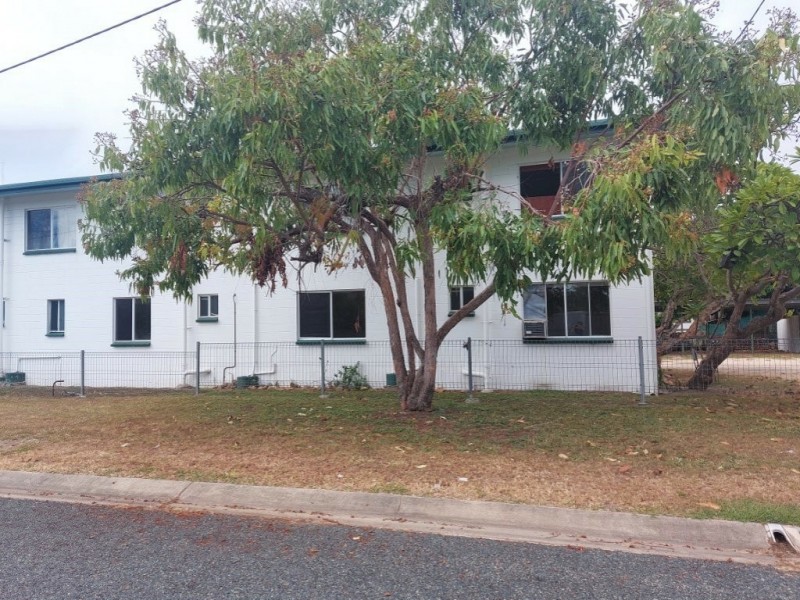 Unit 3/39 Gloucester Street, Bowen QLD 4805