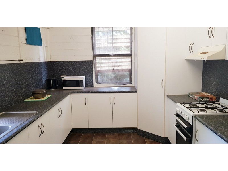 11 Leichhardt Street, Bowen QLD 4805