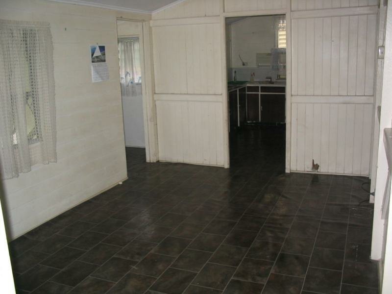 11 Leichhardt Street, Bowen QLD 4805