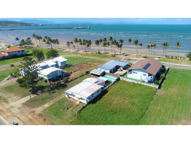 19 Thomas Street, Bowen QLD 4805