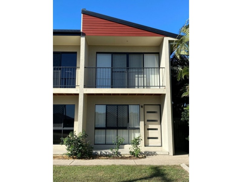 4/46 Gregory Street, Bowen QLD 4805