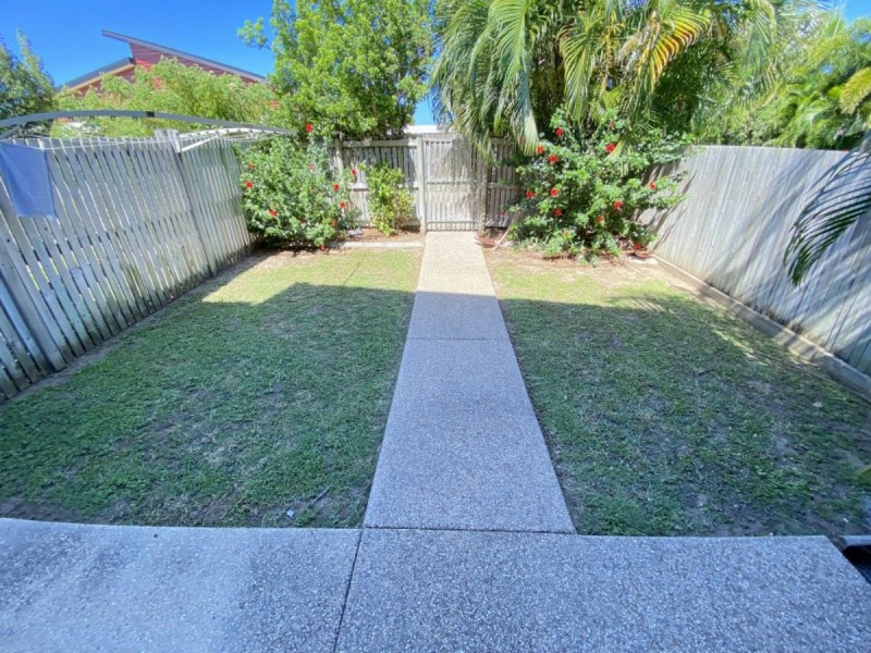 4/46 Gregory Street, Bowen QLD 4805