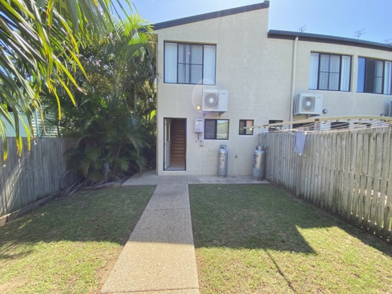 4/46 Gregory Street, Bowen QLD 4805