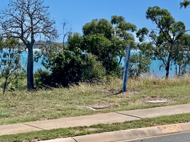 24 Seacove Crescent, Bowen QLD 4805