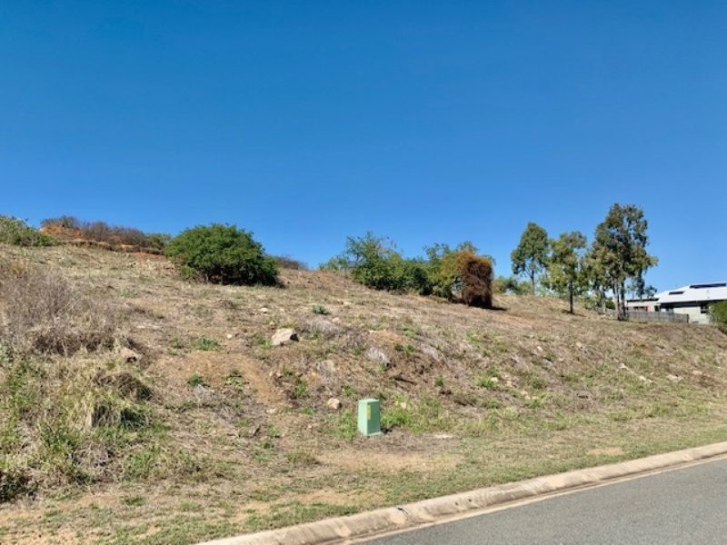 24 Seacove Crescent, Bowen QLD 4805