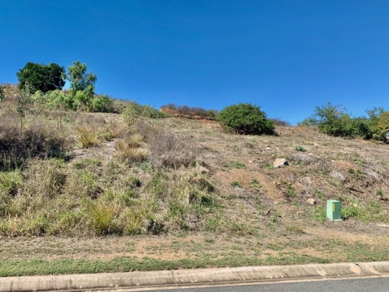 24 Seacove Crescent, Bowen QLD 4805