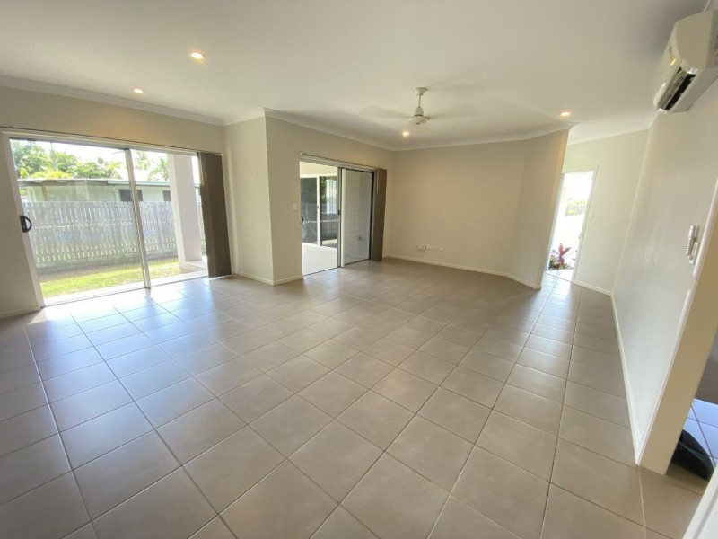 4 Eighth Close, Bowen QLD 4805