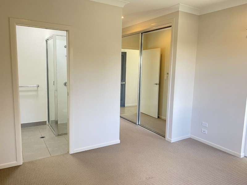 4 Eighth Close, Bowen QLD 4805