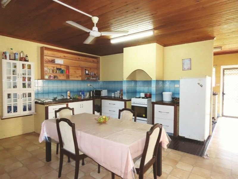 105 Hillview Road, Bowen QLD 4805