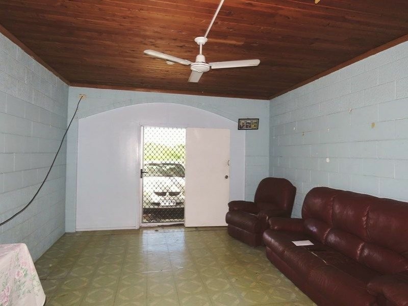 105 Hillview Road, Bowen QLD 4805