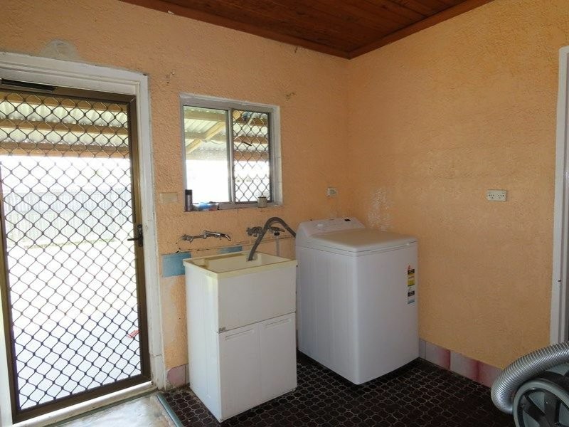 105 Hillview Road, Bowen QLD 4805