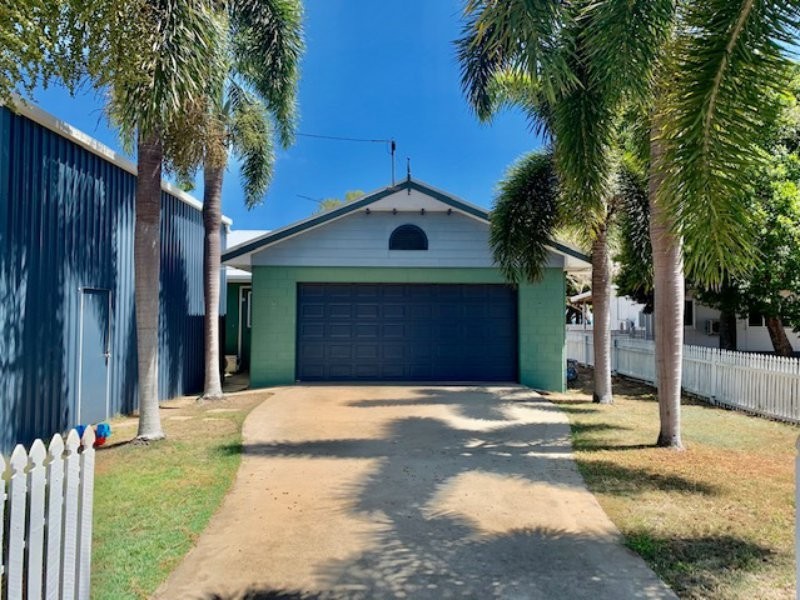 24 Horseshoe Bay Rd, Bowen QLD 4805