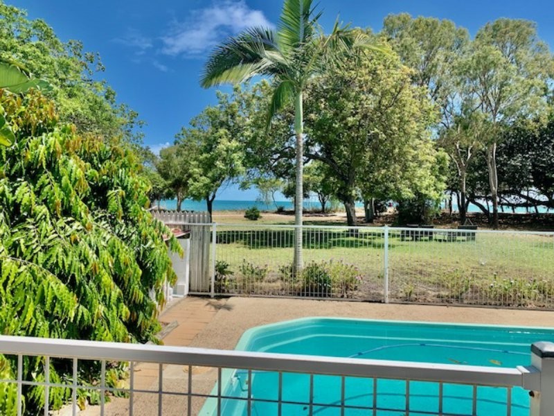 24 Horseshoe Bay Rd, Bowen QLD 4805
