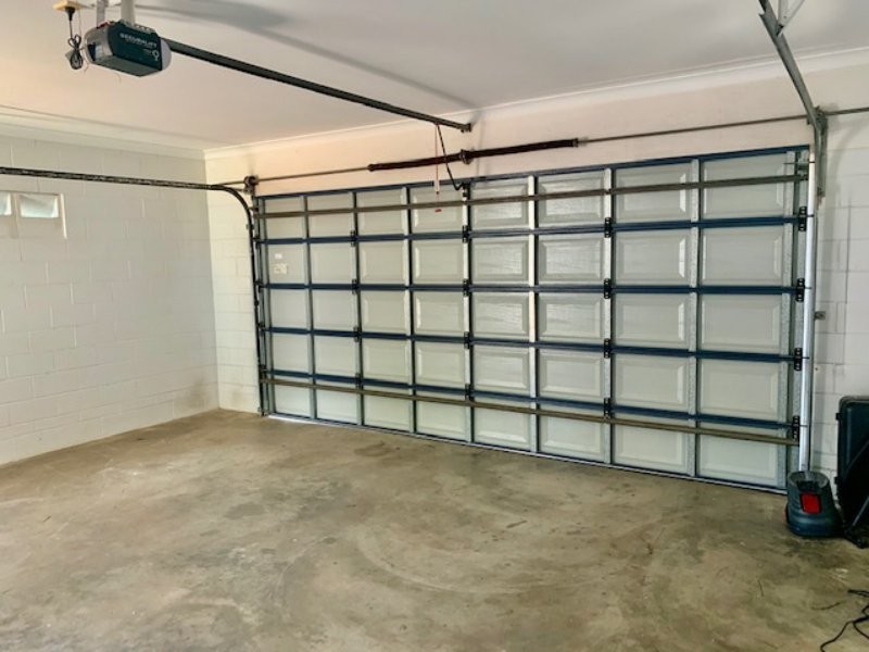 24 Horseshoe Bay Rd, Bowen QLD 4805