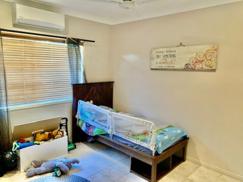 24 Horseshoe Bay Rd, Bowen QLD 4805