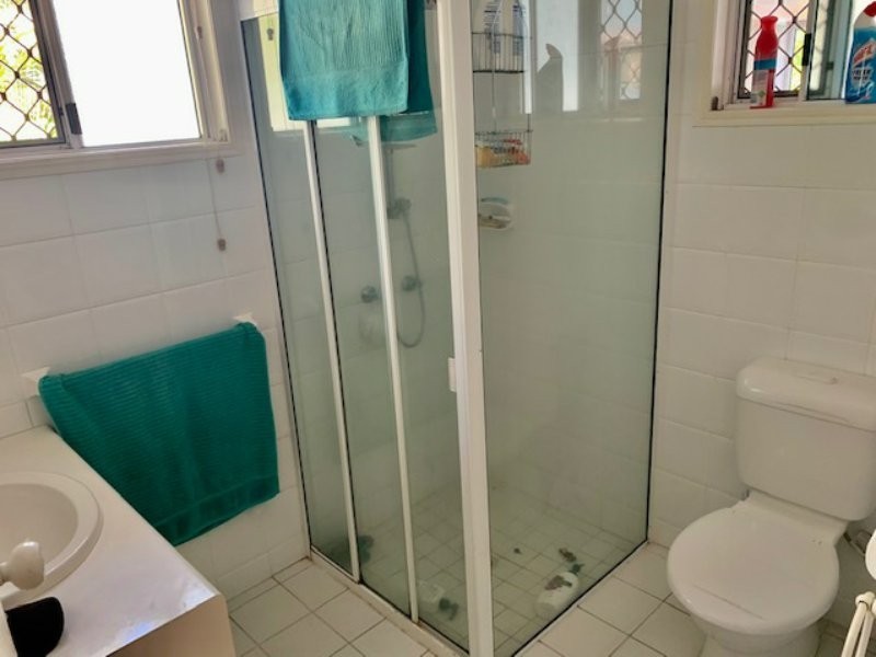 24 Horseshoe Bay Rd, Bowen QLD 4805